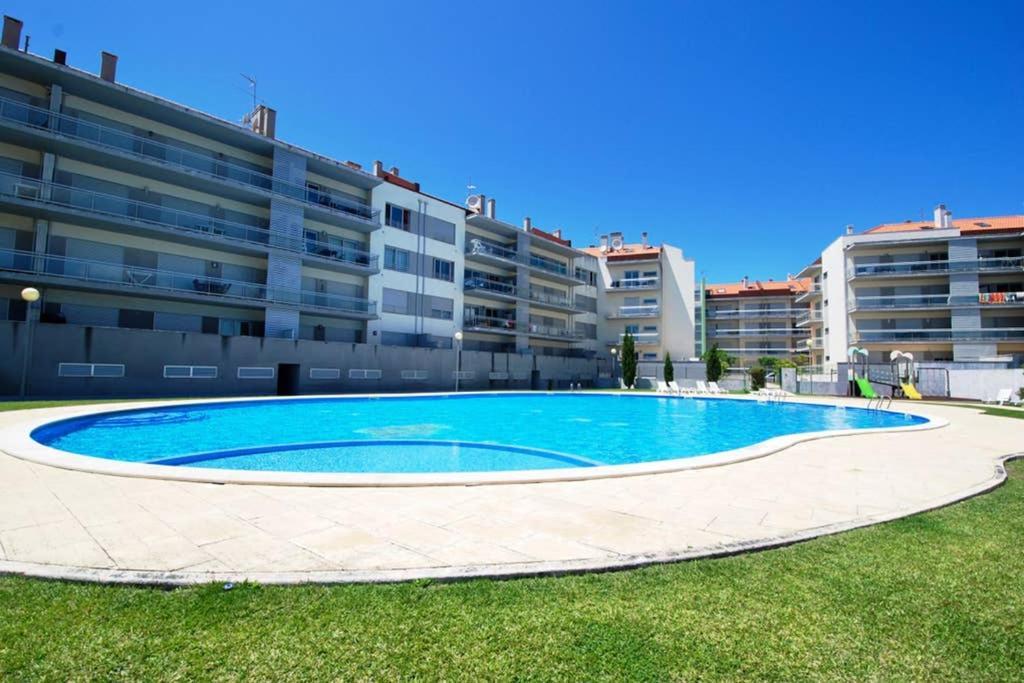 Parasol Appartment Sao Martinho do Porto Exterior photo
